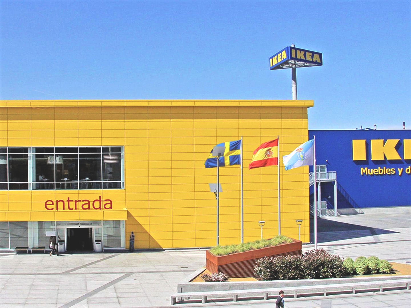 Entrada tiendas IKEA A Coruña