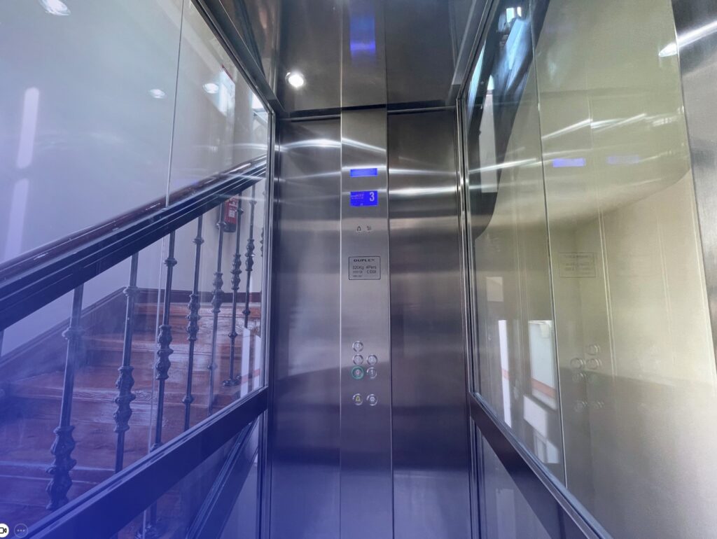 7 razones para modernizar el ascensor de tu edificio